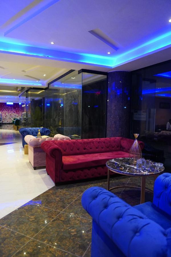 Nueva Hotel Ισλαμαμπάντ Εξωτερικό φωτογραφία