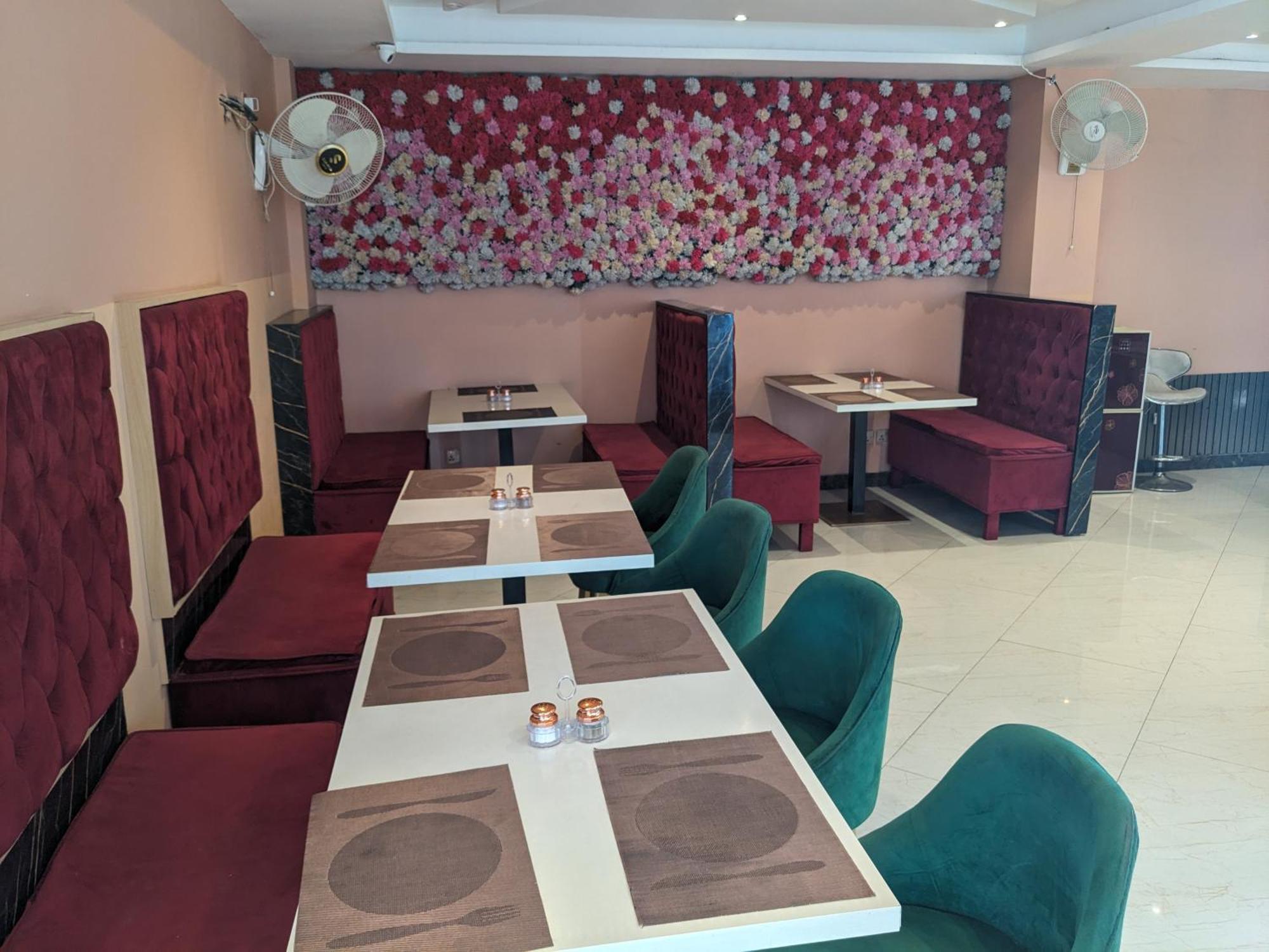 Nueva Hotel Ισλαμαμπάντ Εξωτερικό φωτογραφία