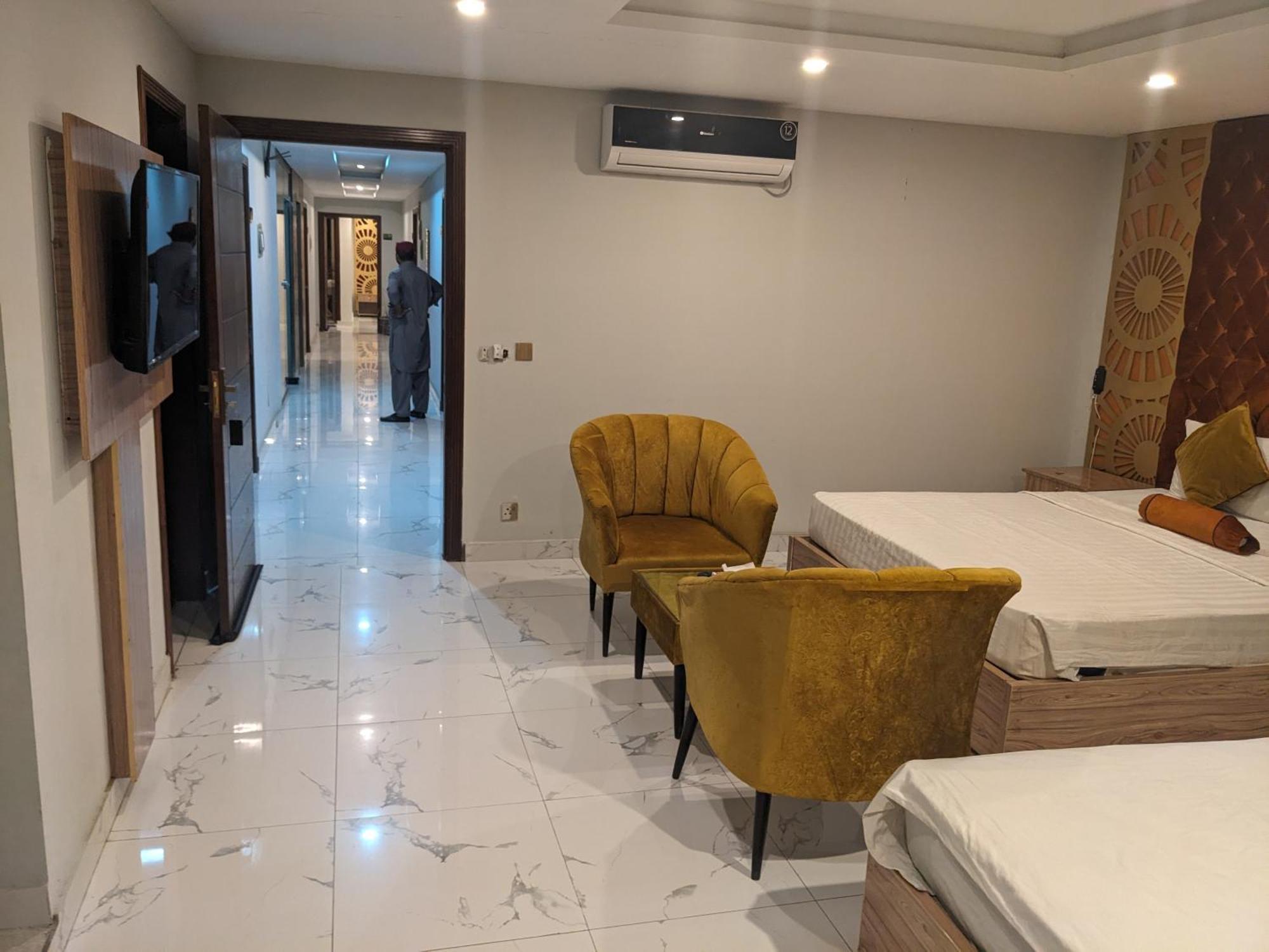 Nueva Hotel Ισλαμαμπάντ Εξωτερικό φωτογραφία