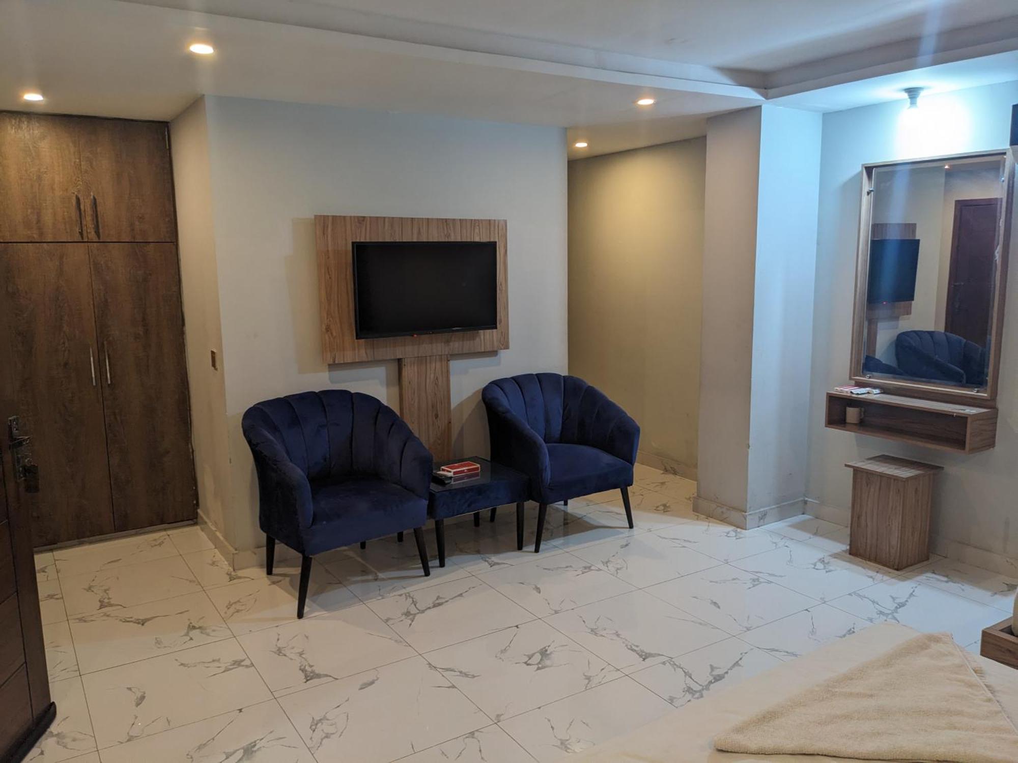 Nueva Hotel Ισλαμαμπάντ Εξωτερικό φωτογραφία