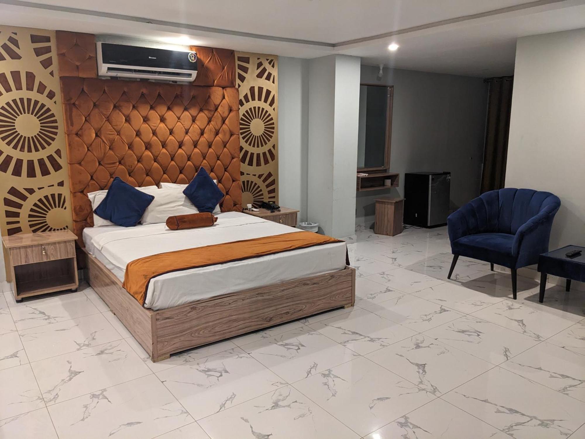 Nueva Hotel Ισλαμαμπάντ Εξωτερικό φωτογραφία