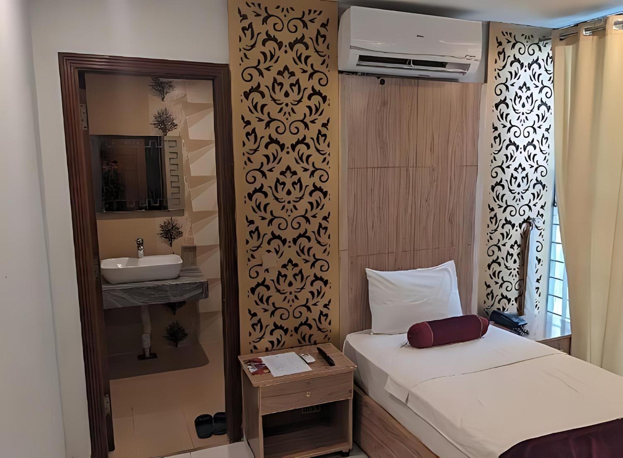 Nueva Hotel Ισλαμαμπάντ Εξωτερικό φωτογραφία